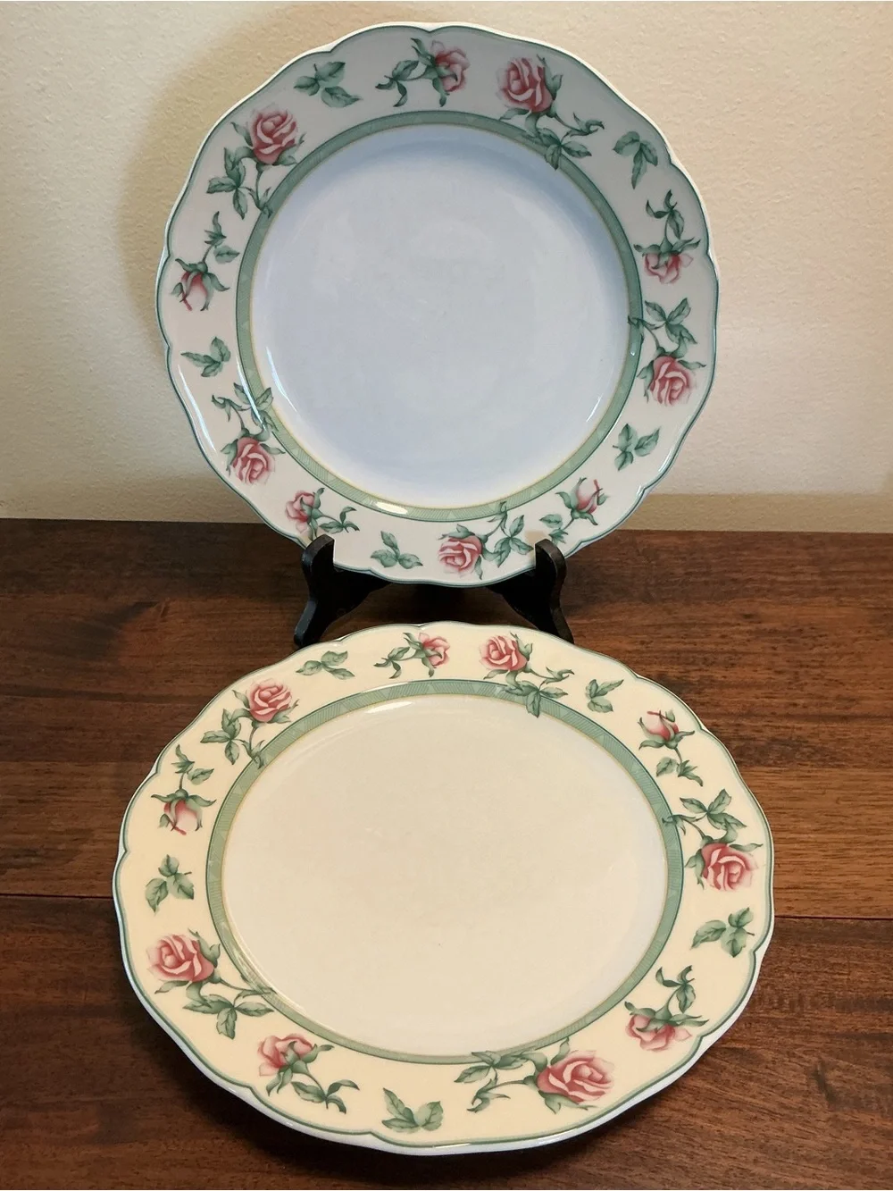 Wedgwood English Cottage Collection Rose Dinner Plates Set of 2